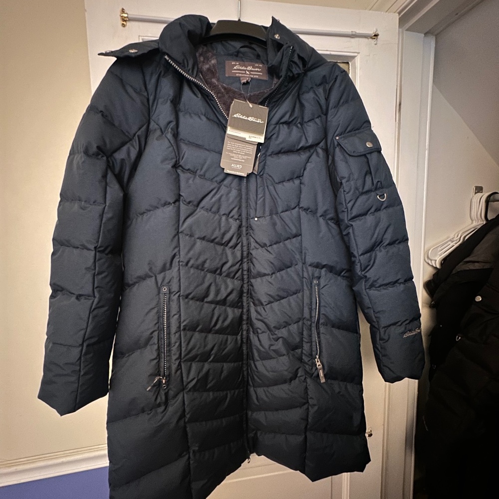 New With Tags - Eddie Bauer Women’s Parka (Size XL)
